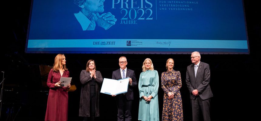 Tafel Deutschland Auszeichnung Marion Dönhoff Förderpreis 2022 ehrenamtliches Engagement