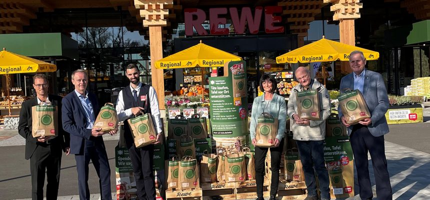 Oktober 2021; REWE-Aktion „Gemeinsam Teller füllen“ startet in Wiesbaden